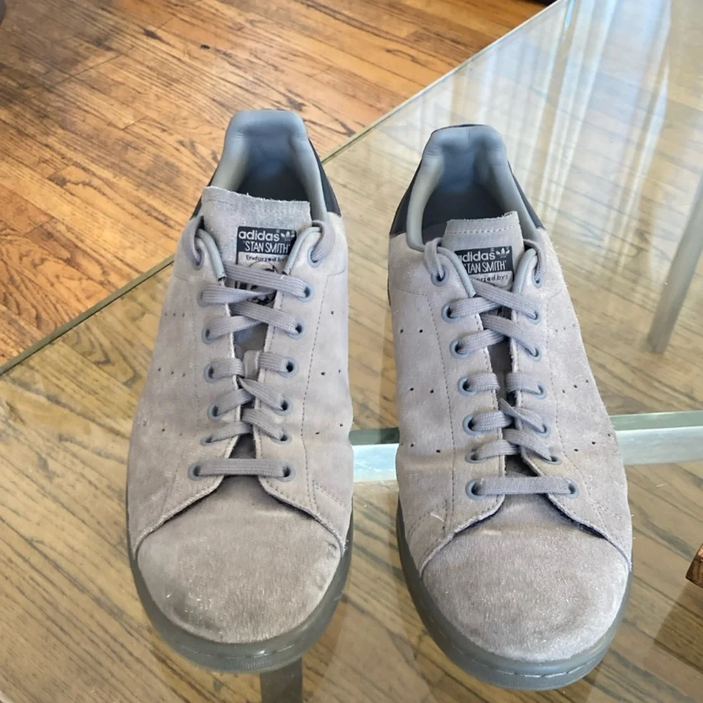 Adidas Stan Smith grey gray suede black heel grey gum sole Size 12